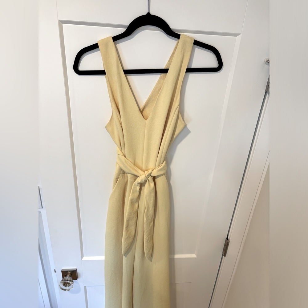 ARITZIA Wilfred Belted V Neck Wide Leg Ecoulement Jumpsuit in Light Yellow